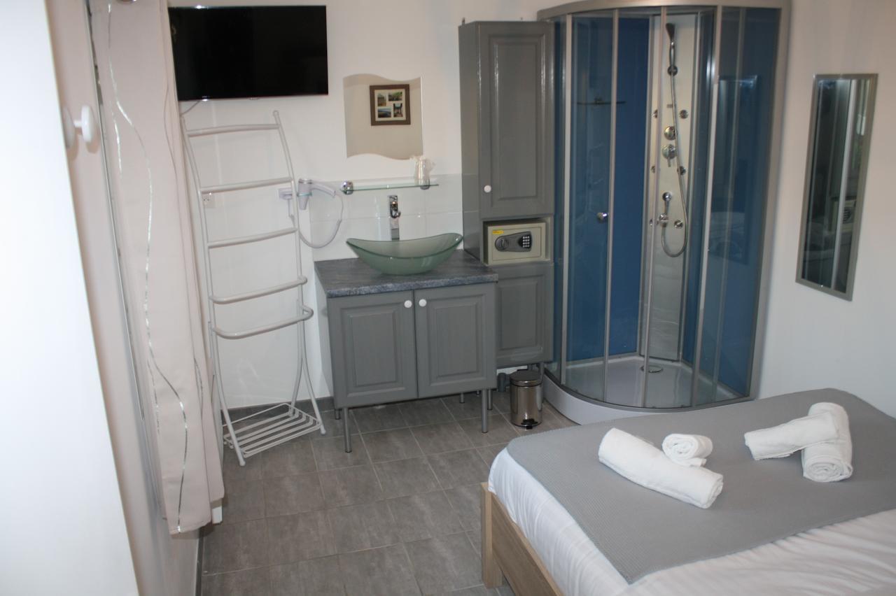 Logis Hotel Chemin Des Dames Le Relais De Fleurette Pontavert Екстер'єр фото